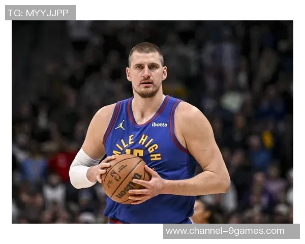 杨瀚森与约基奇抱怨裁判的相似之处引发热议 杨瀚森与约基奇抱怨裁判的相似之处引发热议