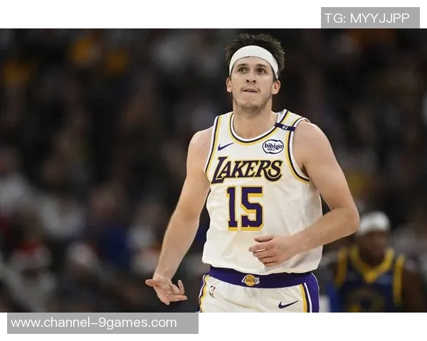 湖记：里夫斯季后赛场均167分表现不俗评价过早需谨慎