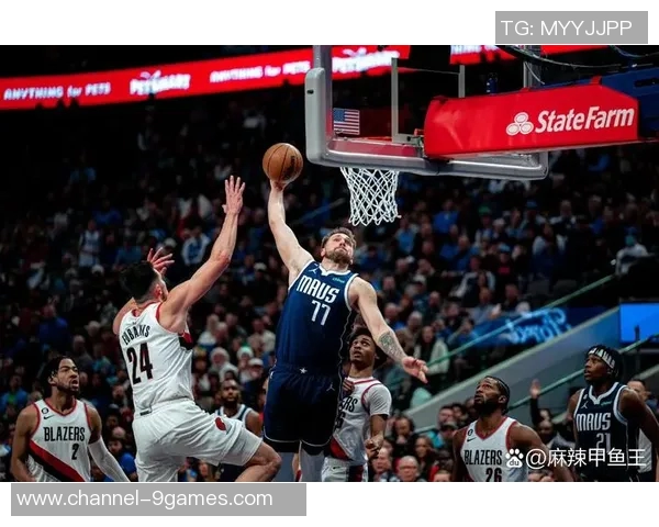 小南斯赞亨特表现如莱昂纳德全场9中7砍17分7篮板展现得分能力 小南斯赞亨特表现如莱昂纳德全场9中7砍17分7篮板展现得分能力