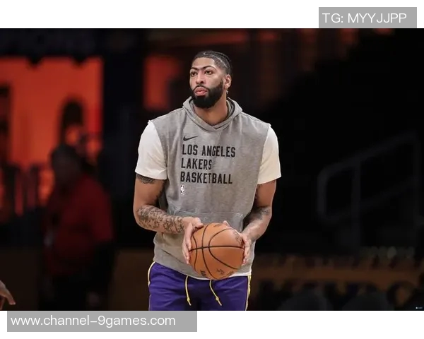 浓眉坚定信念每场比赛全力以赴争取胜利不放弃